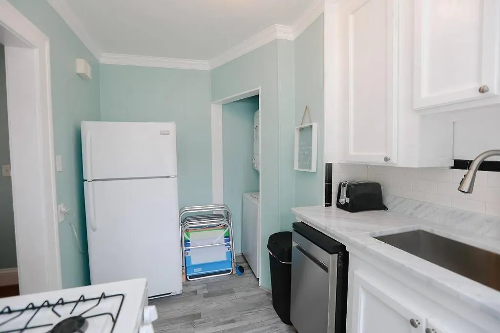 Coastal Getaway At Ocean View Beach Norfolk Villa
